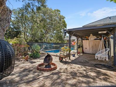 22 Brendon Way, Karrinyup WA 6018