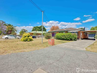 15A Clifton Street, Maddington WA 6109