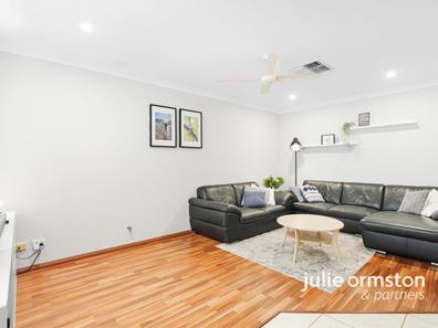70 Aylesford Drive, Marangaroo WA 6064