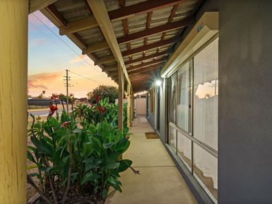 10 Isdell Place, Gosnells WA 6110