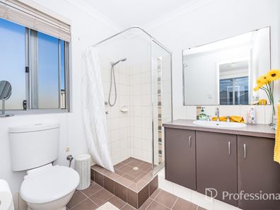 1 Clew Way, Jindalee WA 6036