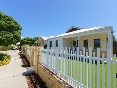 7 Azure Mews, Yanchep WA 6035