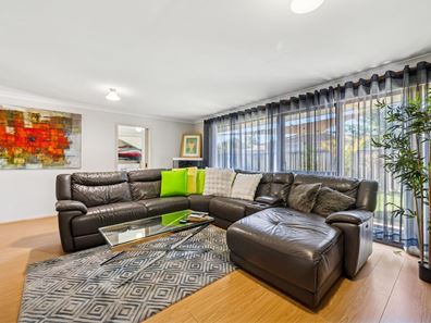 76D Corbel Street, Shelley WA 6148