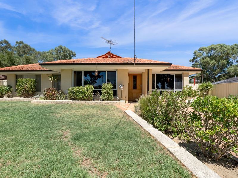 16 Mead Street, Byford