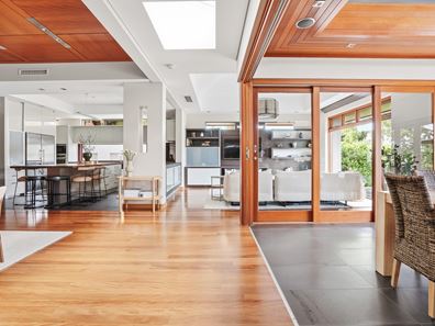 20 Leon Road, Dalkeith WA 6009