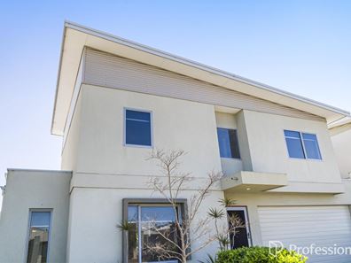 34 Laila Turn, Madeley WA 6065