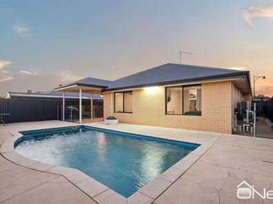 11 Jasmin Promenade, Byford WA 6122