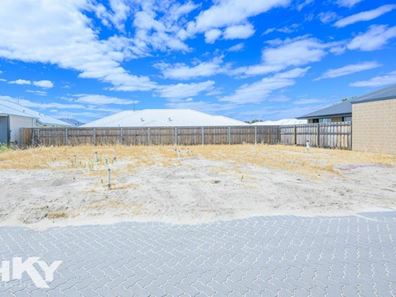 21 Glamorgan Loop, Ellenbrook WA 6069