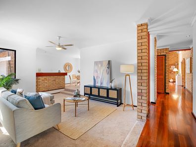 10 Reveley Court, Samson WA 6163