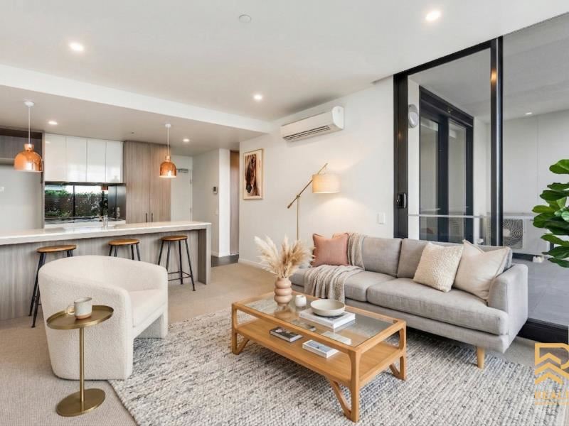 202/6 Baumea Way, Innaloo WA 6018