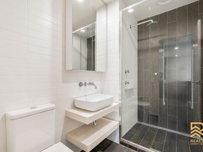 202/6 Baumea Way, Innaloo WA 6018