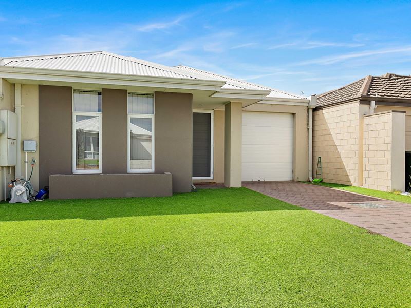 6 Macadamia Loop, Piara Waters WA 6112