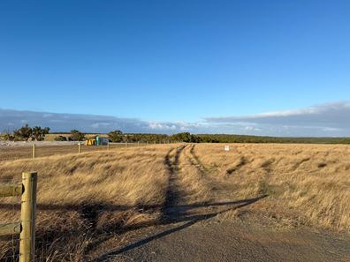 75 Minotaur Loop, Drome WA 6330