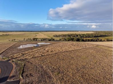 75 Minotaur Loop, Drome WA 6330