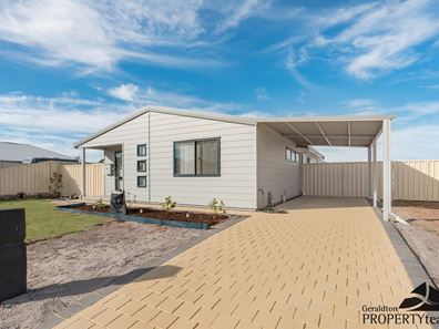 16 Periwinkle Street, Drummond Cove WA 6532
