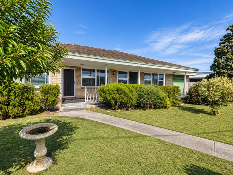 10 Wattle Avenue, Geraldton WA 6530