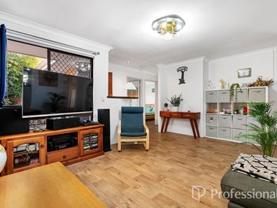 9A Jamaican Road, Safety Bay WA 6169