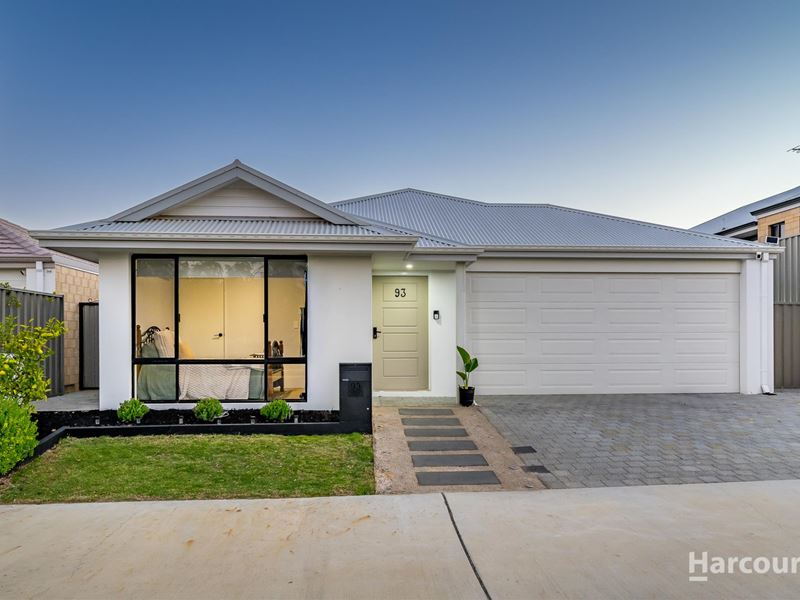 93 Leeward Avenue, Eglinton
