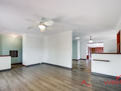 28 Glass Crescent, Mahomets Flats WA 6530