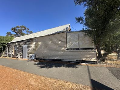 32 Manser Street, Kukerin WA 6352