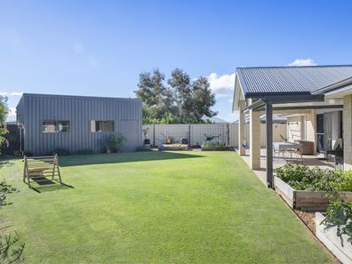 31 Pinehurst Crescent, Dunsborough WA 6281