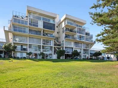 8/287 West Coast Highway, Scarborough WA 6019