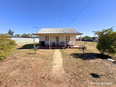 22 & 24 Cummings Street, Merredin WA 6415