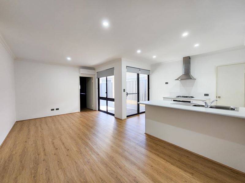 72 Laura Grange, Brabham WA 6055