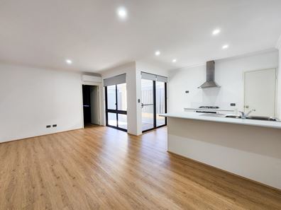 72 Laura Grange, Brabham WA 6055