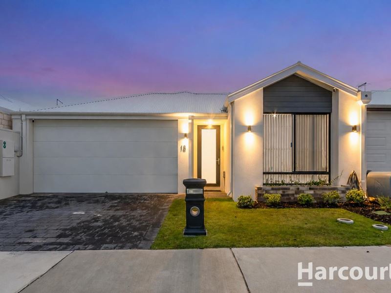 18 Leggatt Street, Eglinton WA 6034
