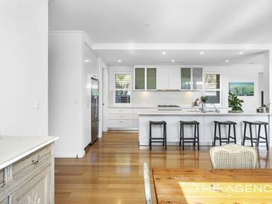 31 Kathleen Street, Cottesloe WA 6011