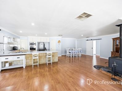 10 Bosberry Close, Eaton WA 6232
