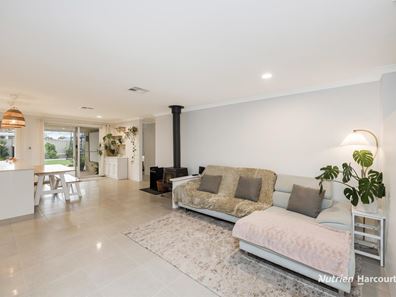 28 Ariane View, Yanchep WA 6035