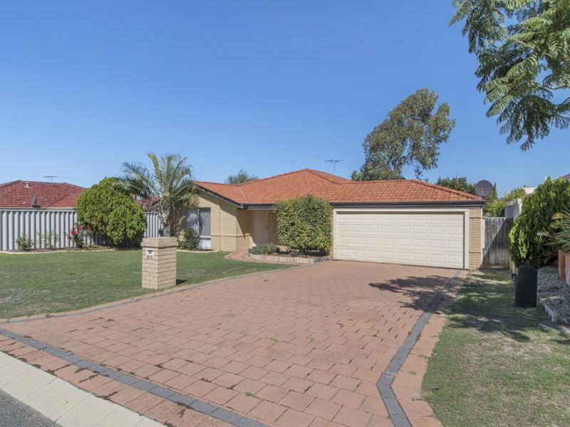 60 Combewood Loop, Carramar WA 6031