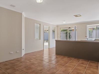 60 Combewood Loop, Carramar WA 6031