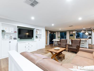 17 Thornbill Vista, Ellenbrook WA 6069