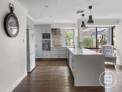 23 Fleming Close, Morley WA 6062