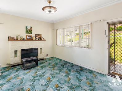 154 Hare Street, Mount Clarence WA 6330