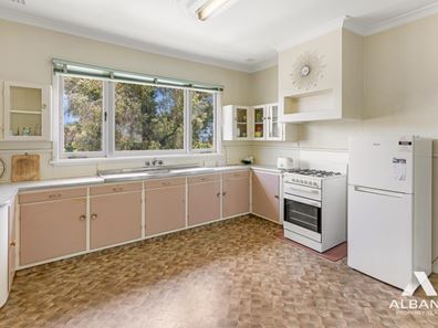 154 Hare Street, Mount Clarence WA 6330