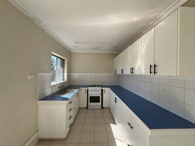 72 Westfield Street, Maddington WA 6109