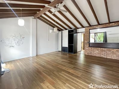 3 Rustic Close, Ballajura WA 6066