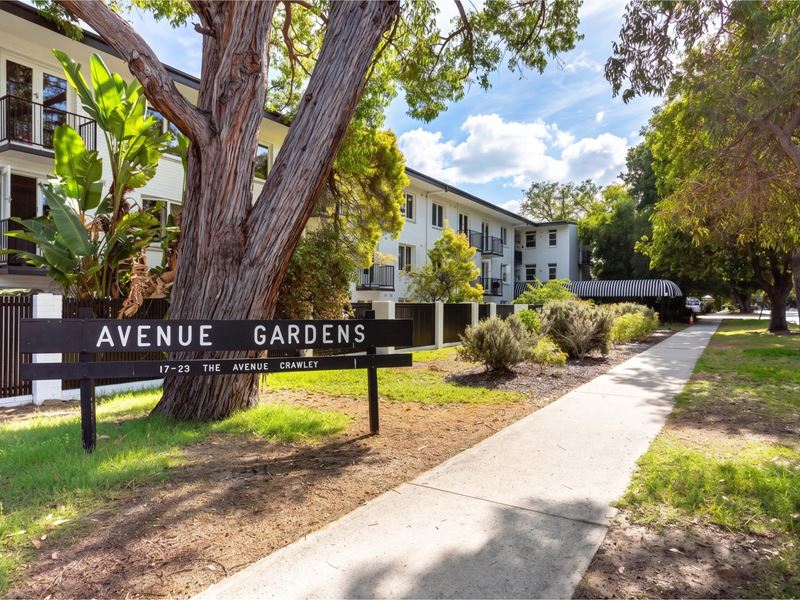 19/17 The Avenue, Crawley WA 6009