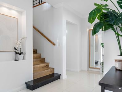 28 Dalecross Avenue, Madeley WA 6065