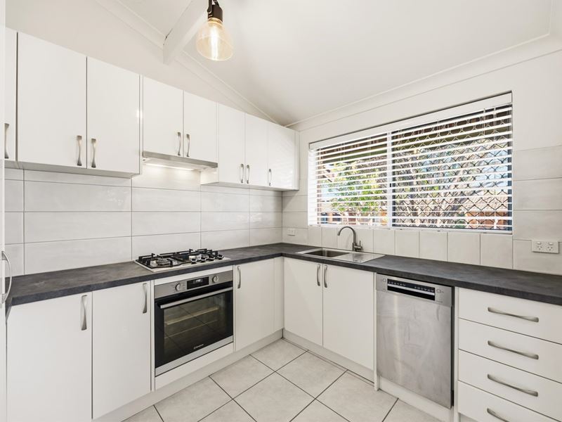 9/12-14 Walga Court, Yokine WA 6060