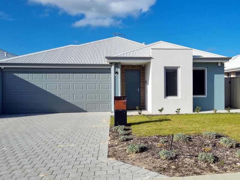 4 Serene Way, Yanchep