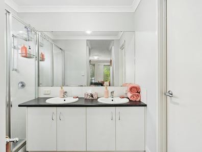 7 Purnululu Road, Ellenbrook WA 6069