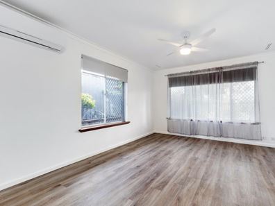 652a Beach Road, Hamersley WA 6022