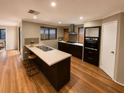 20 Shelburne Gardens, Ridgewood WA 6030