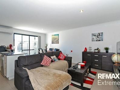 8A Bauer Circle, Banksia Grove WA 6031