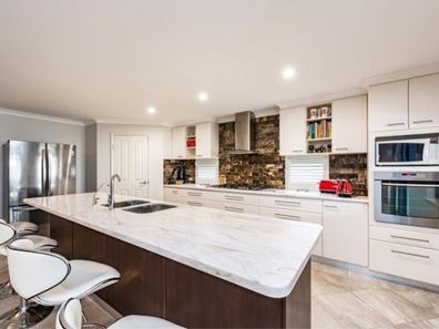 49 Reg Percy  Street, Wandina WA 6530